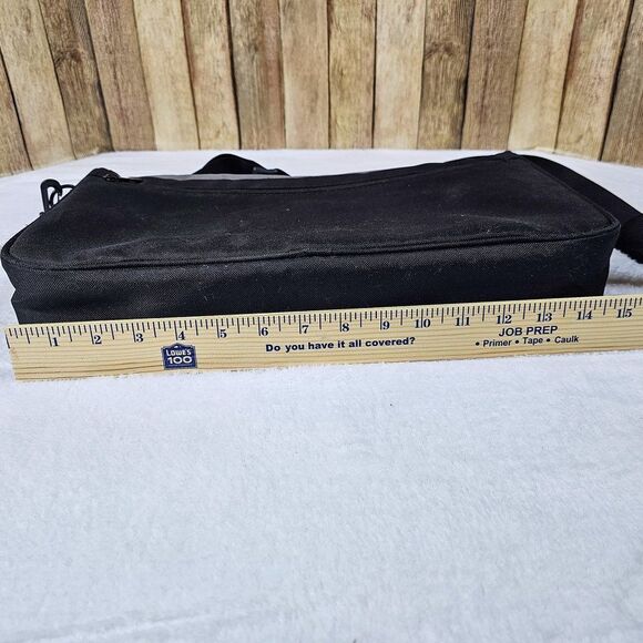 PowerA - Everywhere Messenger Bag for Nintendo Switch Black Gray - Picture 11 of 13